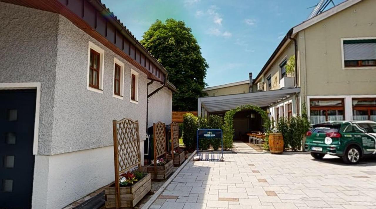 Biergasthof Riedberg รีด อิม อินไครส์ ภายนอก รูปภาพ